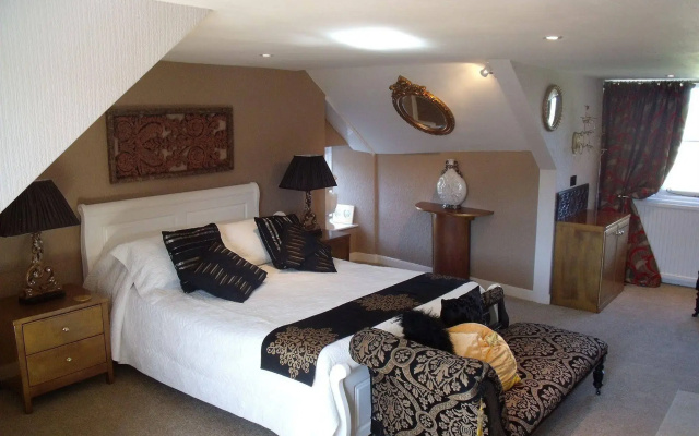 The Globe Inn