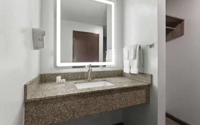 Baymont by Wyndham Piqua