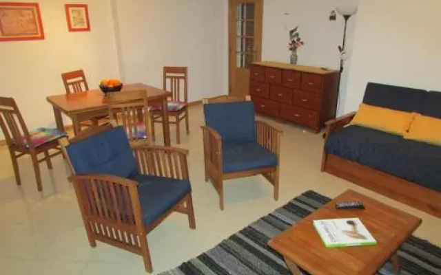Apartment between Beach and Downtown