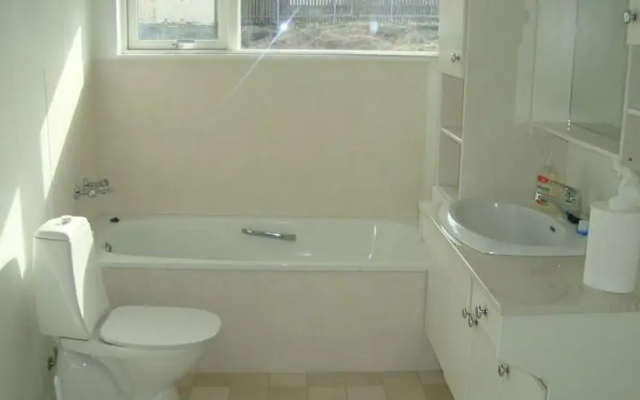 Guesthouse Hlidarás