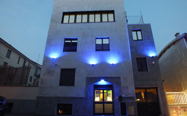 Atmos Luxe Navigli Hostel & Rooms вид на фасад
