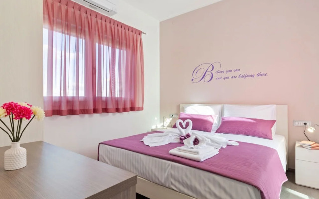 Serene Holiday Home in Novigrad with Private Pool