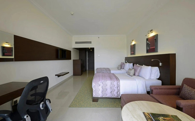The Gateway Hotel Lakeside Hubli
