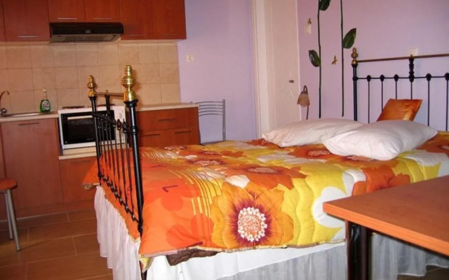 Hermoupolis Rooms