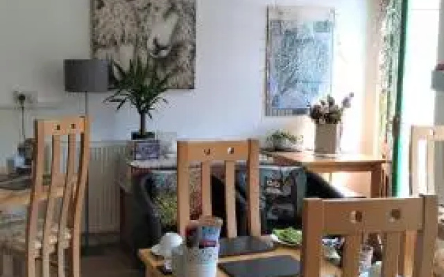 The Lakes B&B