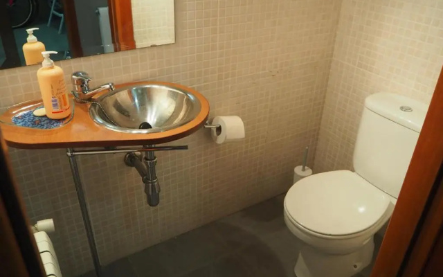Casa l'Escala, piscina comuntària i jardí privat