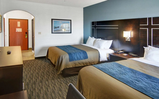 Spark by Hilton Galveston