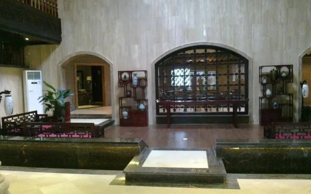 Lingxiu Impression Hotel Emei