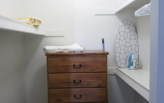 Park Suites at 135 - One Bedroom Apartment