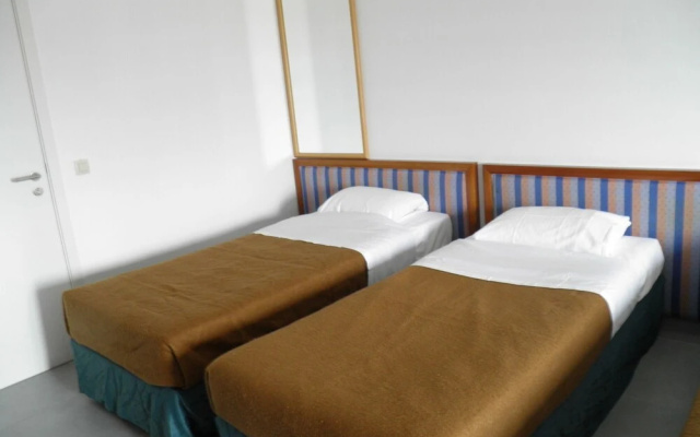 Holidays Hostel Midi