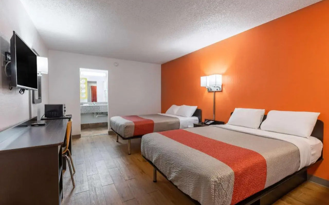 Americas Best Value Inn and Suites Bryan