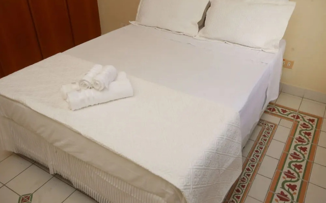 Suites Natalia Enseada