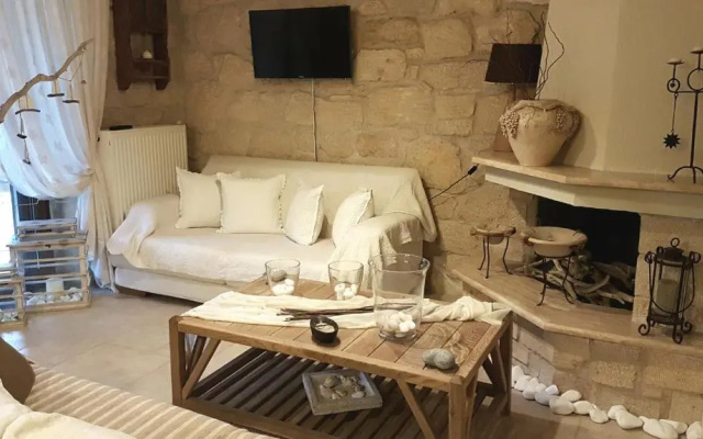 Oikia I, Luxury Stone House in Elani