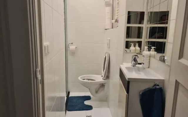 Nice 2 Double Bed in Sunny House in Amsterdam West