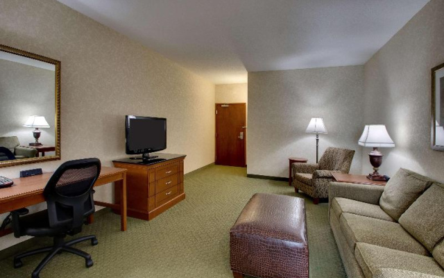 Drury Inn & Suites Arnold