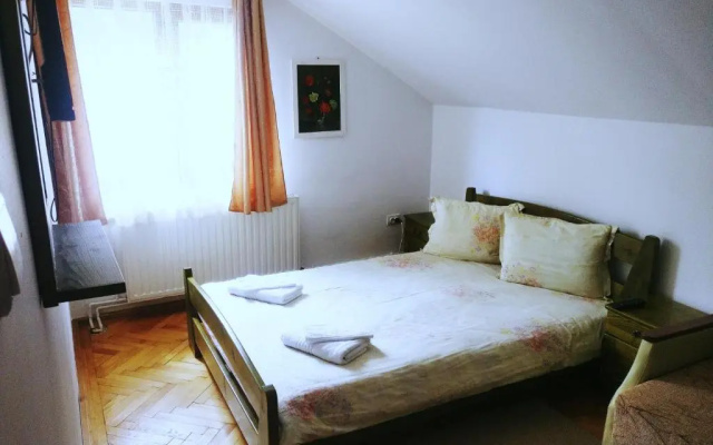Bianca House