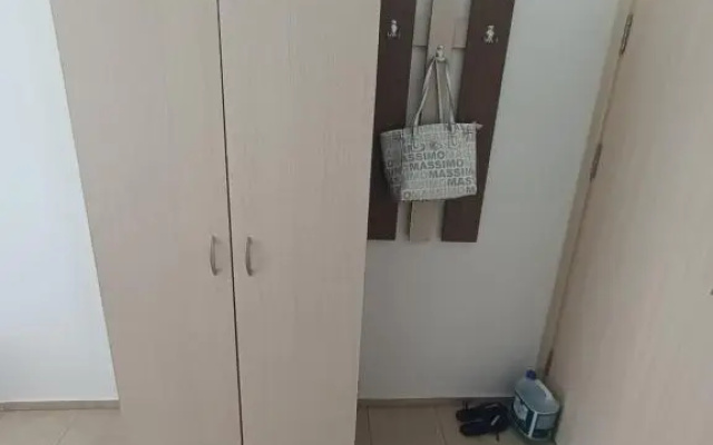 Anelia178