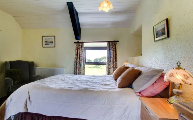 Llanfaglan Farm