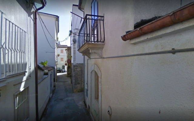 B&B 1646
