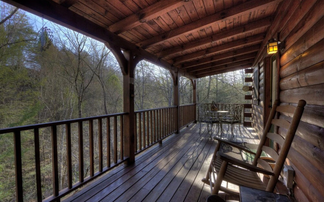 Nestled Inn #214