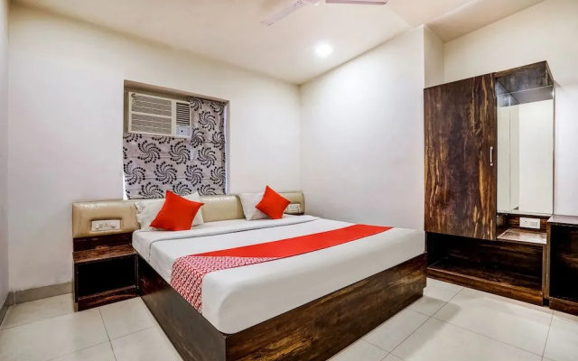 Collection O 35484 Hotel Yatri Inn