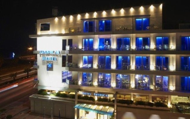Отель Tropical Hotel Греция, Афины - 2 отзыва об отеле, цены и фото номеров - забронировать отель Tropical Hotel онлайн вид на фасад