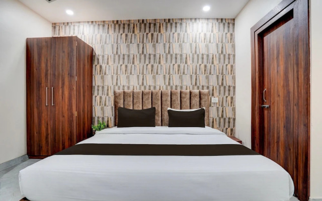 Deluxe Room Neelam Inn