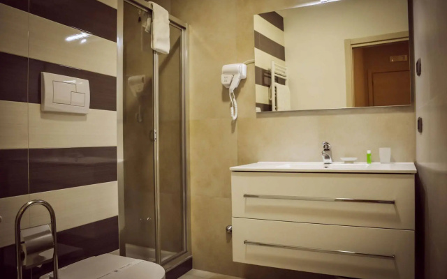 Brain Rooms & Suite