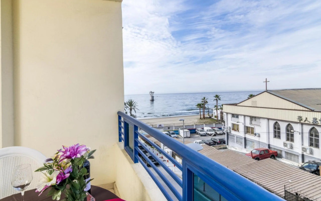Stunning Apartment on the beach 358