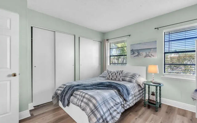 Bayview Beach Condo