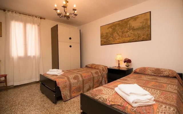 Grimaldi Apartments - San Marco Economy