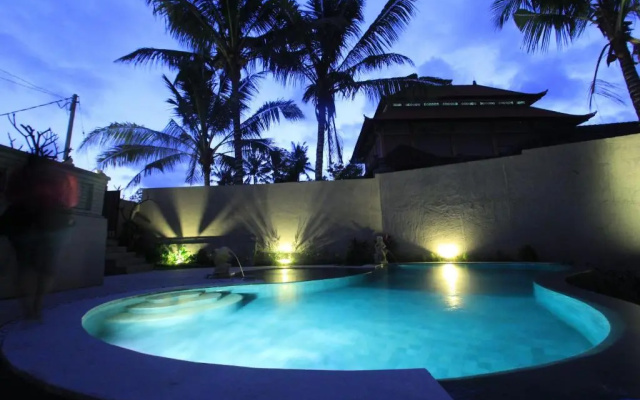 Mahanadewi Villa