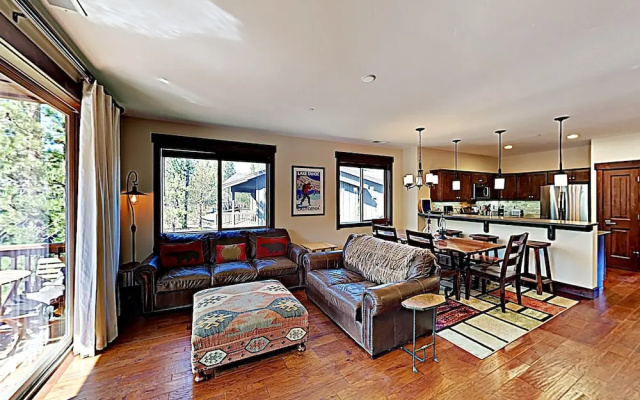 11595 #4 Truckee - 3 Br Condo