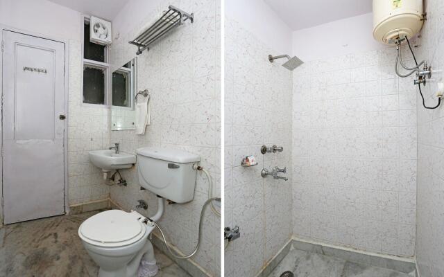 Отель OYO 5382 Hotel Elegant International Индия, Нью-Дели - отзывы, цены и фото номеров - забронировать отель OYO 5382 Hotel Elegant International онлайн комната для гостей