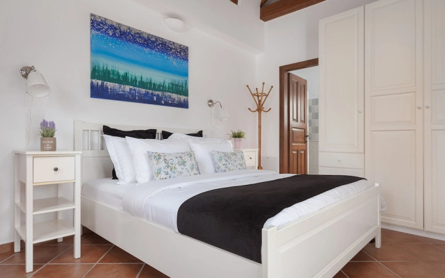 Nature Retreat Skiathos Villa