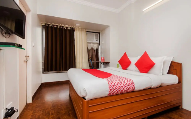 OYO 1838 Apartment Hotel Executive Homes