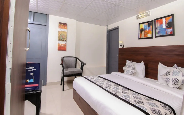 OYO 12339 Serenity Stay 2