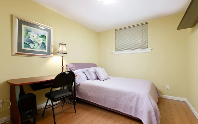 Cozy 3bdr in North Vancouver
