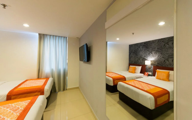Signature Hotel @ Little India by OYO Rooms
