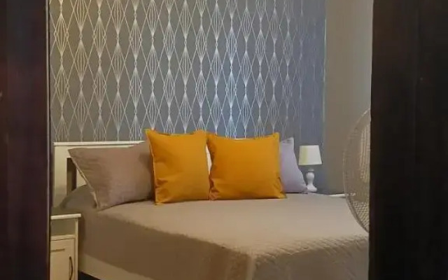 Crystal Room II
