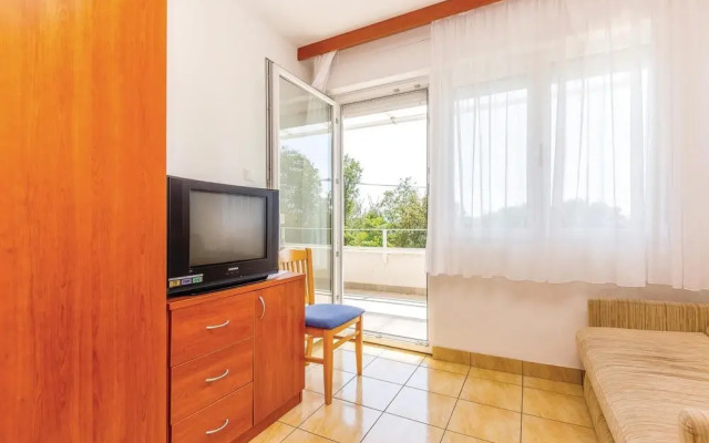 Beautiful Home in Dramalj With Wifi and 2 Bedrooms