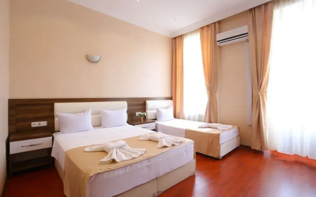 Hotel Aristocrat