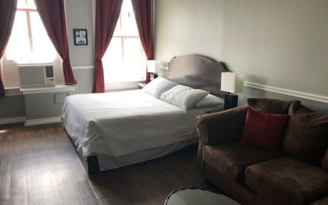 Rialto Hotel