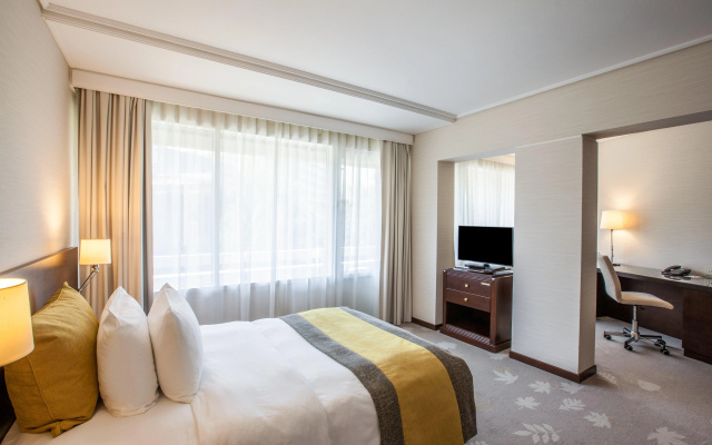 Crowne Plaza Bucharest by IHG