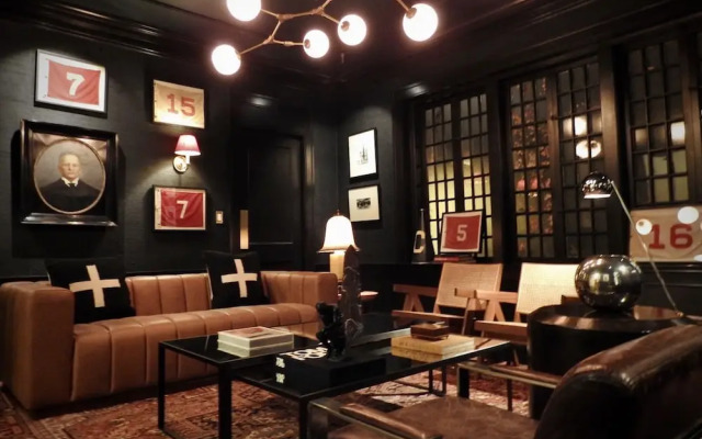 Truitt Hotel