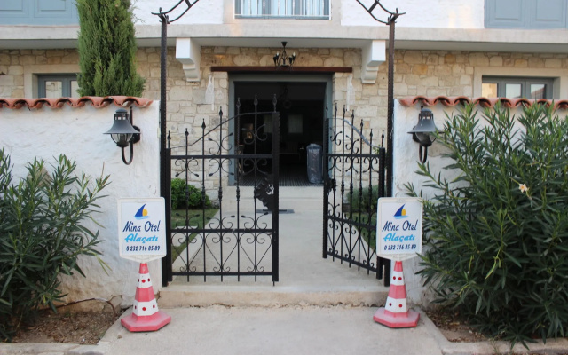 Mina Butik Otel Alaçatý