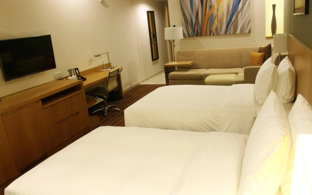 Hyatt Place Shenzhen Airport
