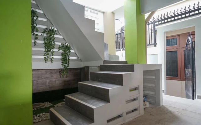 Vivi Residence Syariah Ii by OYO Rooms