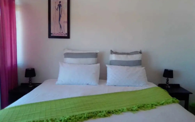 Oudtshoorn Homestay Accommodation
