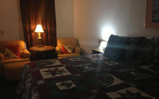 Rustic Motel Rolla
